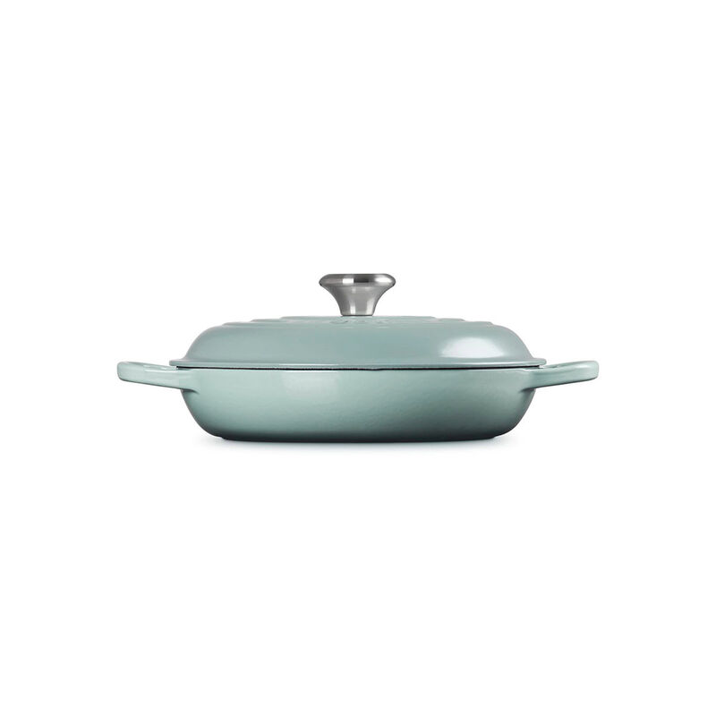 Le Creuset Signtature Cast Iron Shallow Casserole 26cm image number 41